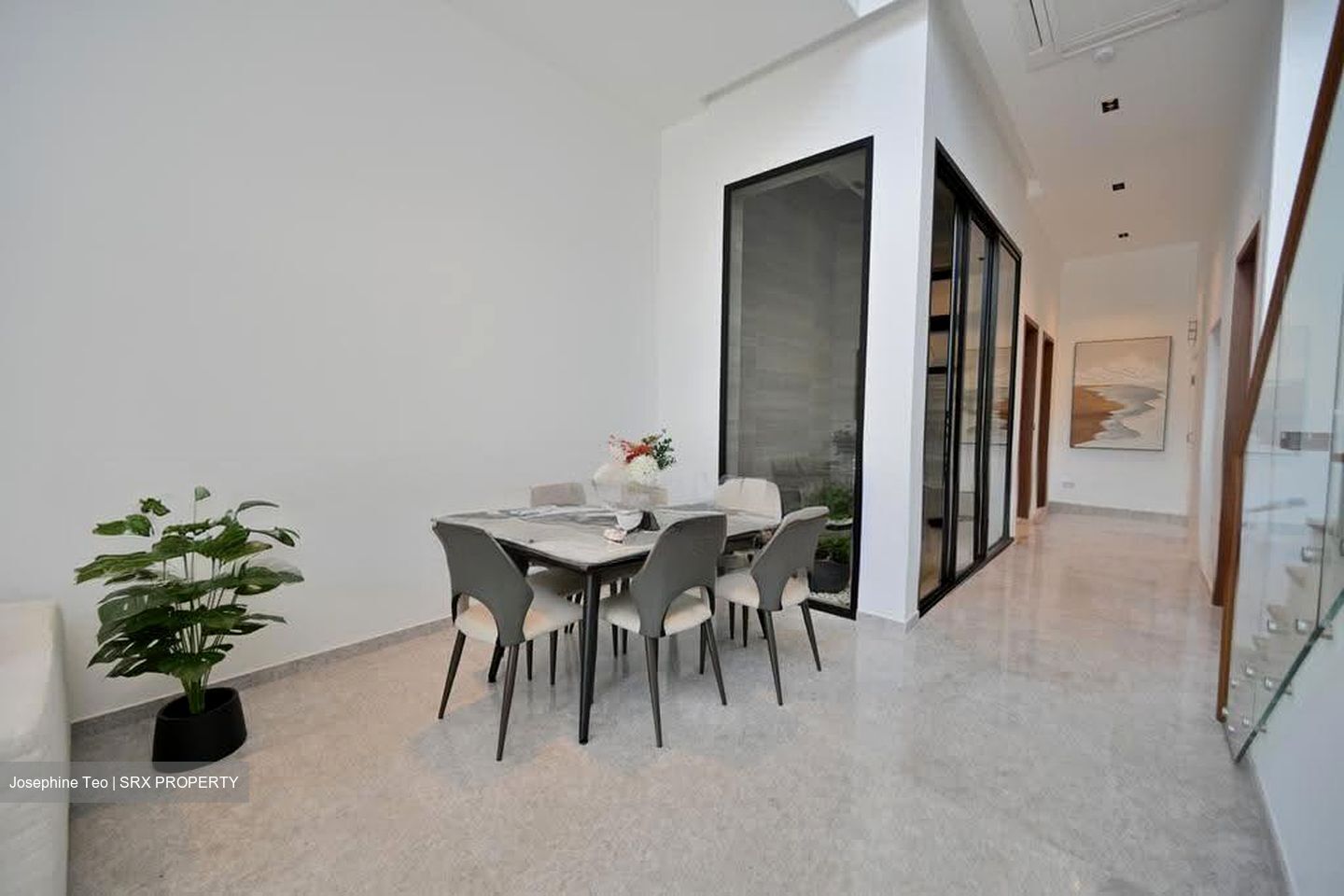 Sembawang Straits Estate (D27), Terrace #609171051